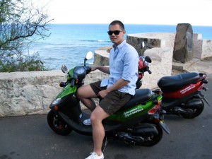 barrons-mopeds-at-diamond-head
